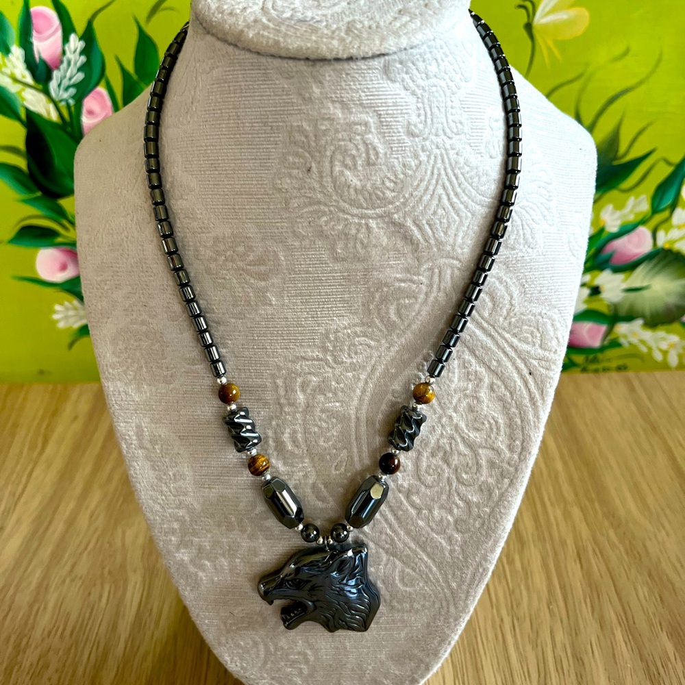 Hemitite ~ Wolf 🐺 Necklace